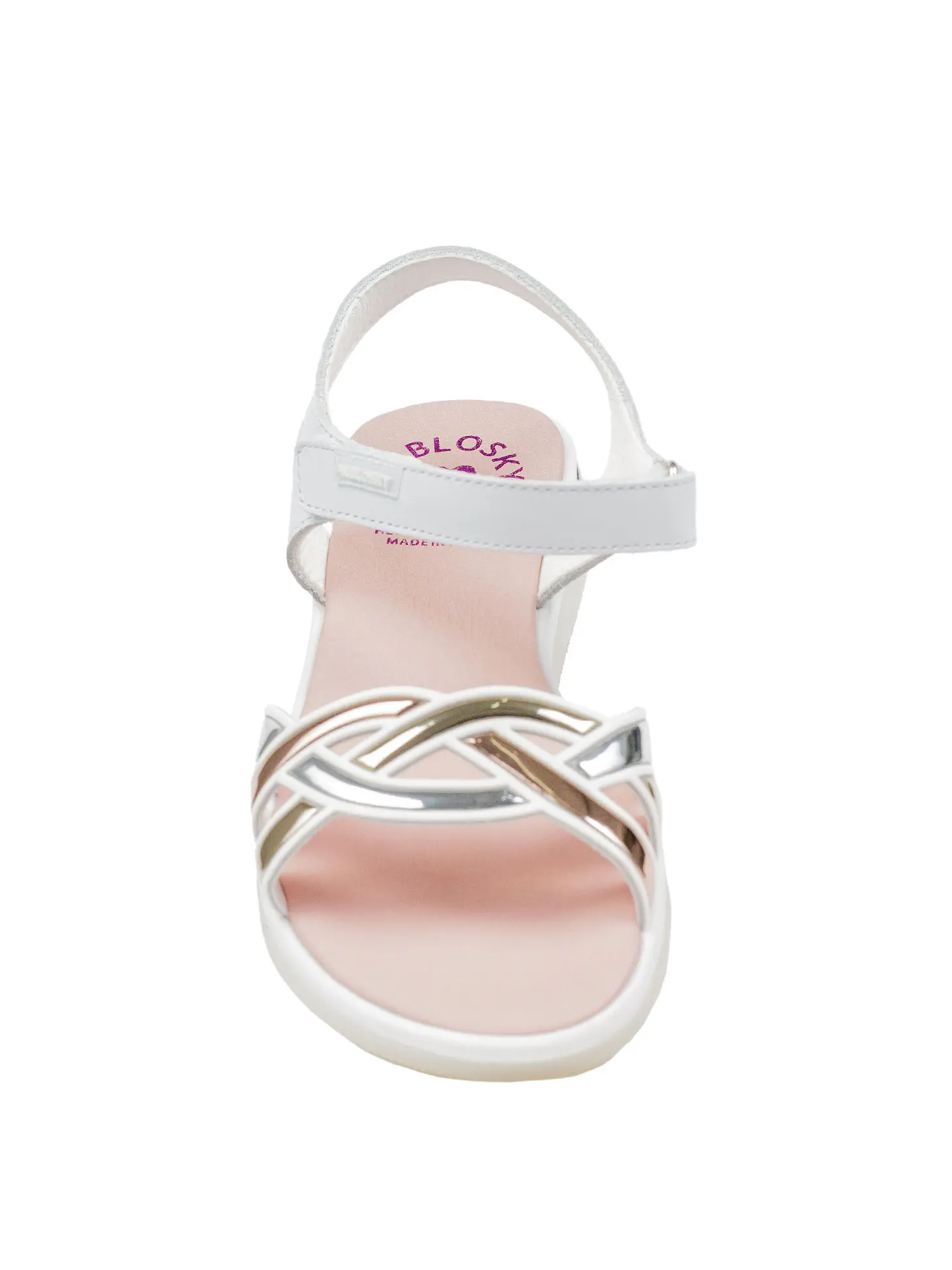 Сандалии на девочек